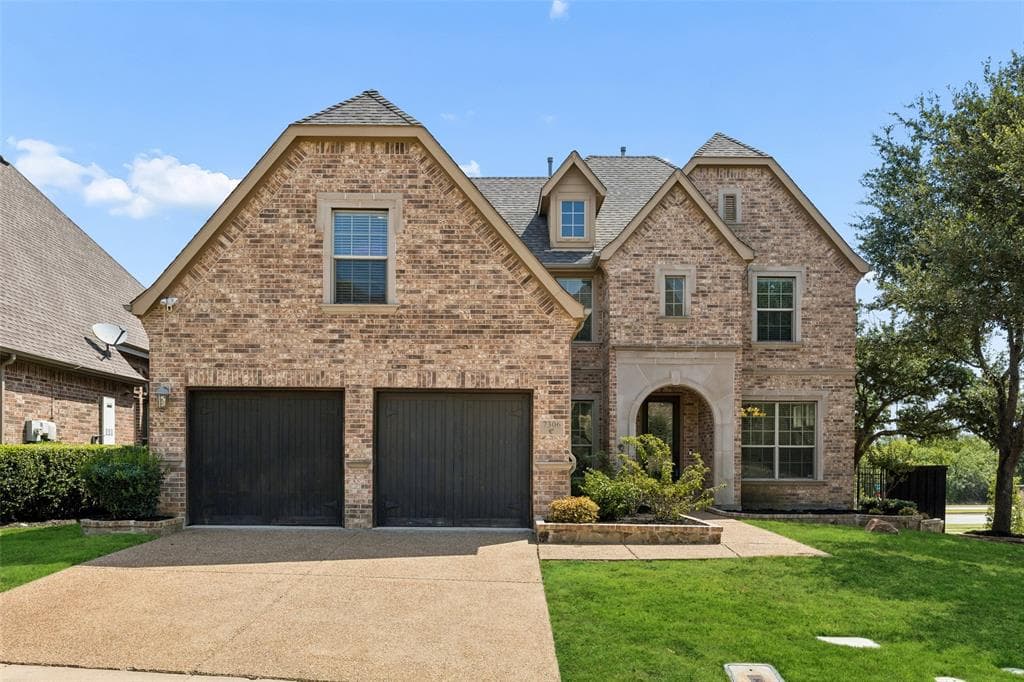7306 Comal Dr