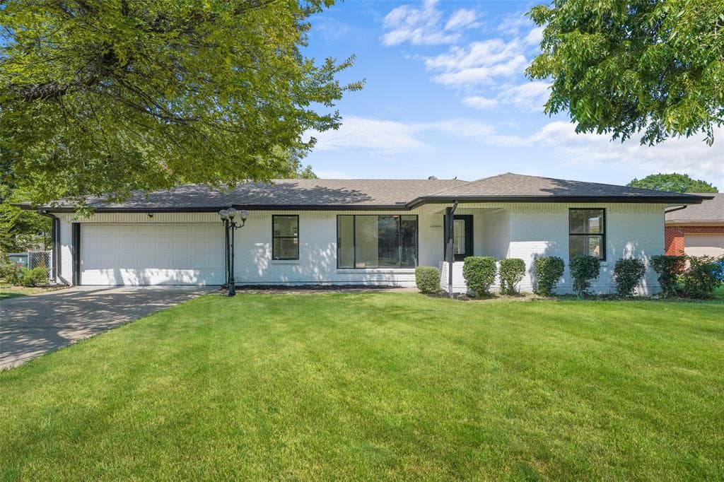 1710 Patricia Ln
