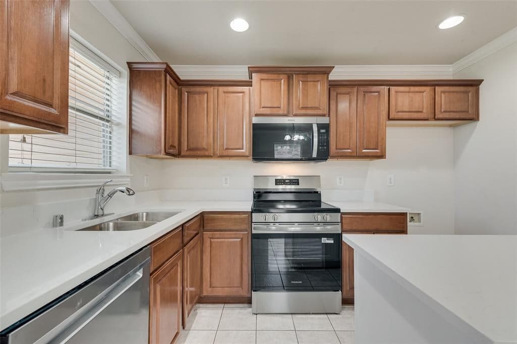 215 Timber Dr