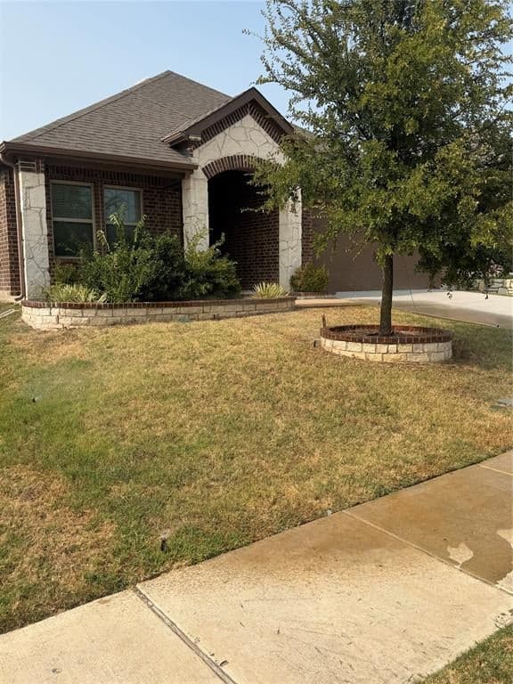 10208 Trinity Dr