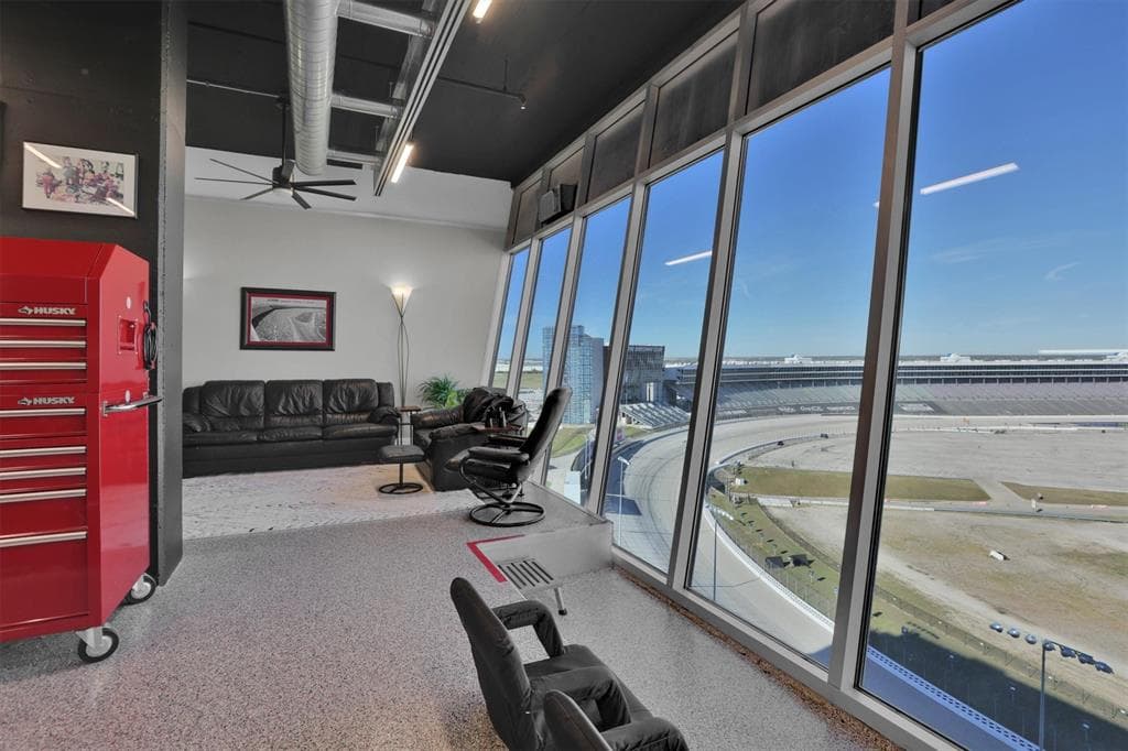 3575 Lone Star Cir Ste 100