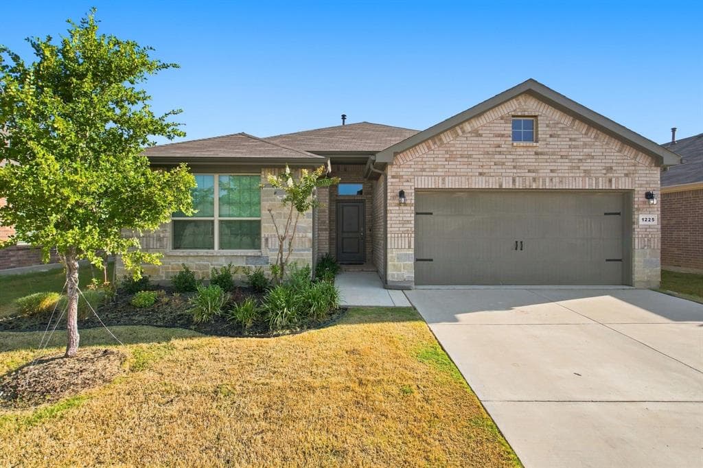 1225 Lisburn Dr