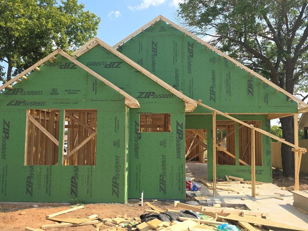 201 W Cherry St