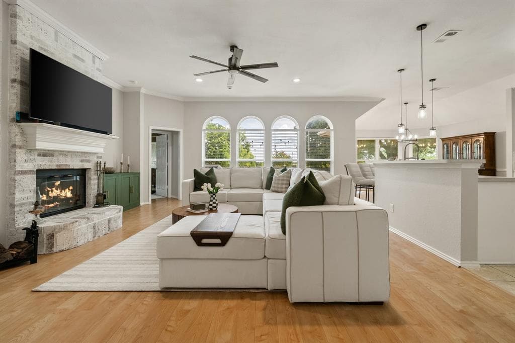 Gallery image 3