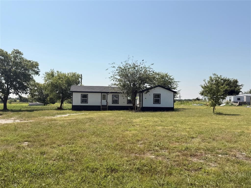 240 County Road 2723