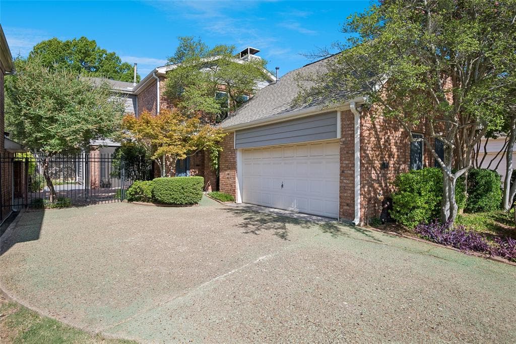 3422 Forest Hills Cir