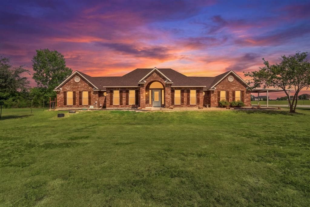 627 County Road 4445
