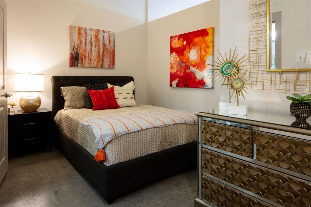 Gallery image 5