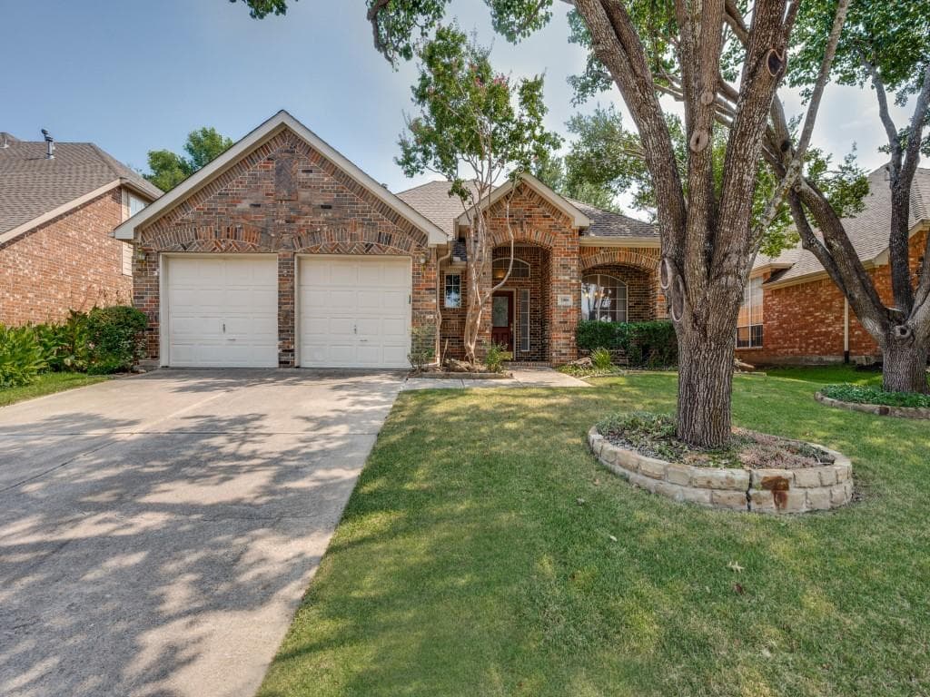 2006 Old York Dr