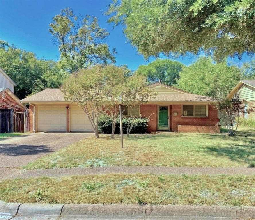11319 Lanewood Cir