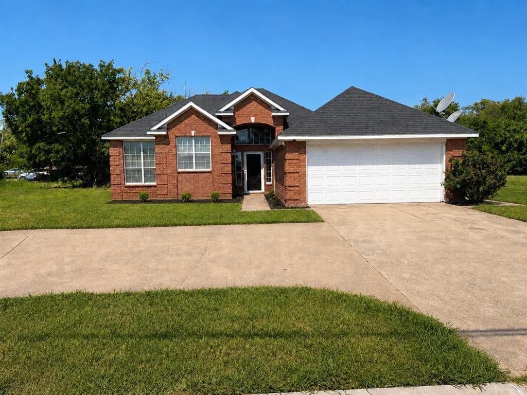 400 S Rockwall Ave