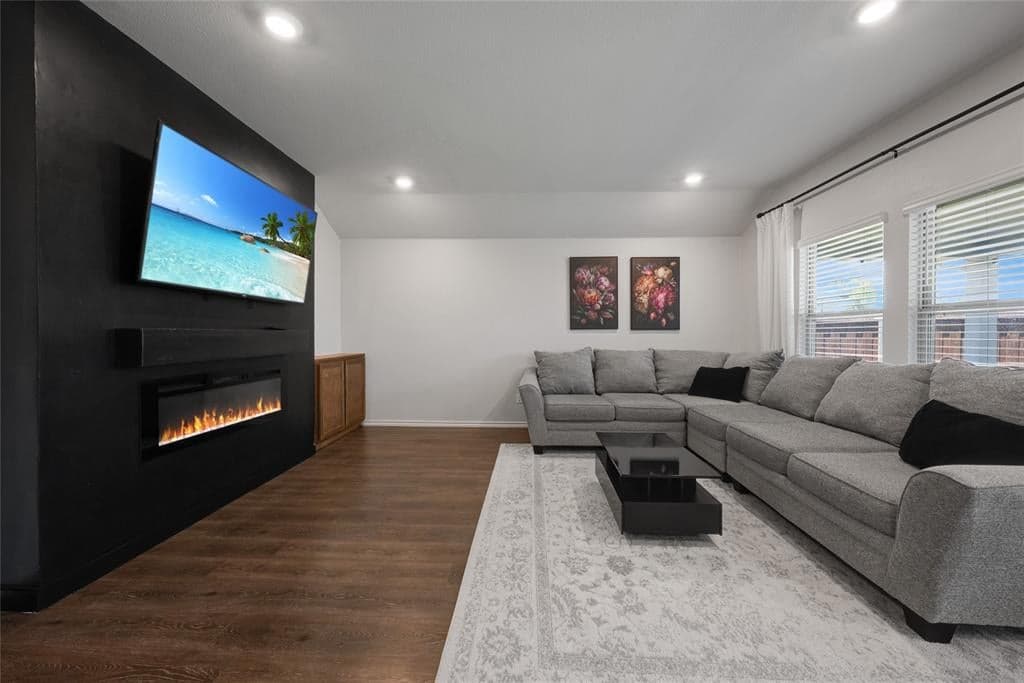 Gallery image 4
