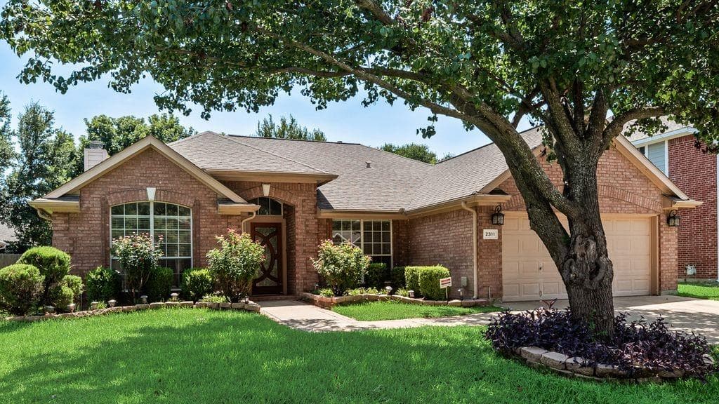 2311 Forest Park Cir