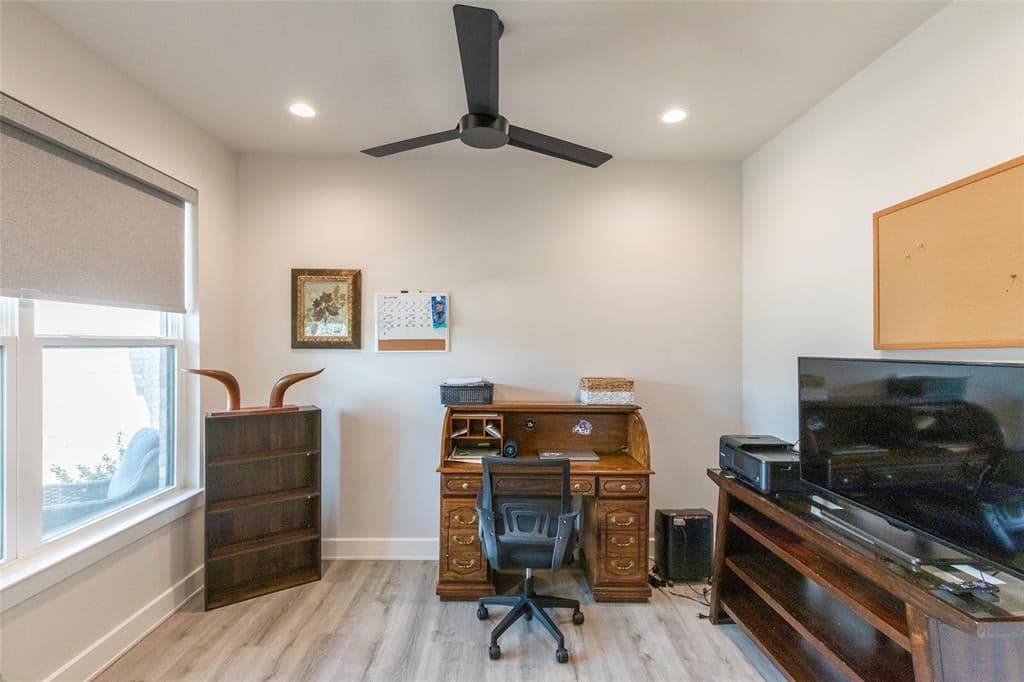 Gallery image 4