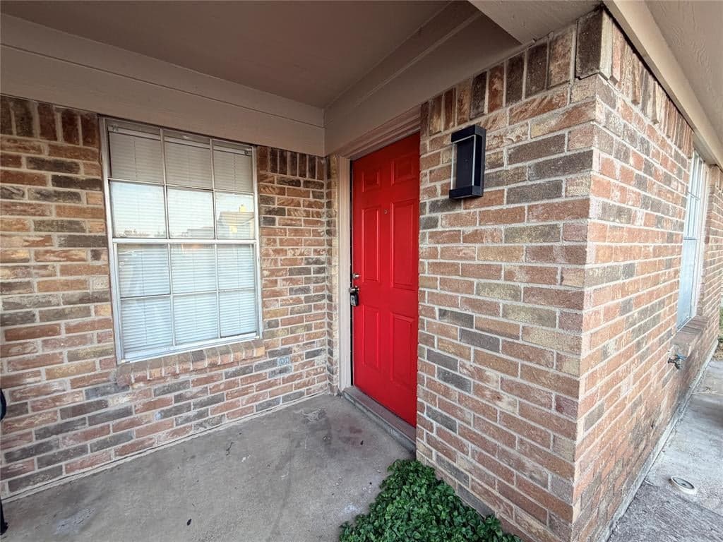 5804 Tinsley Dr