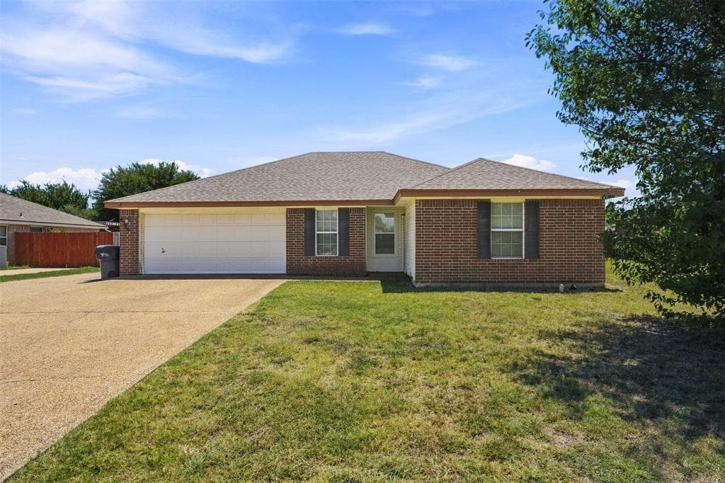 4300 Larry Don Ln