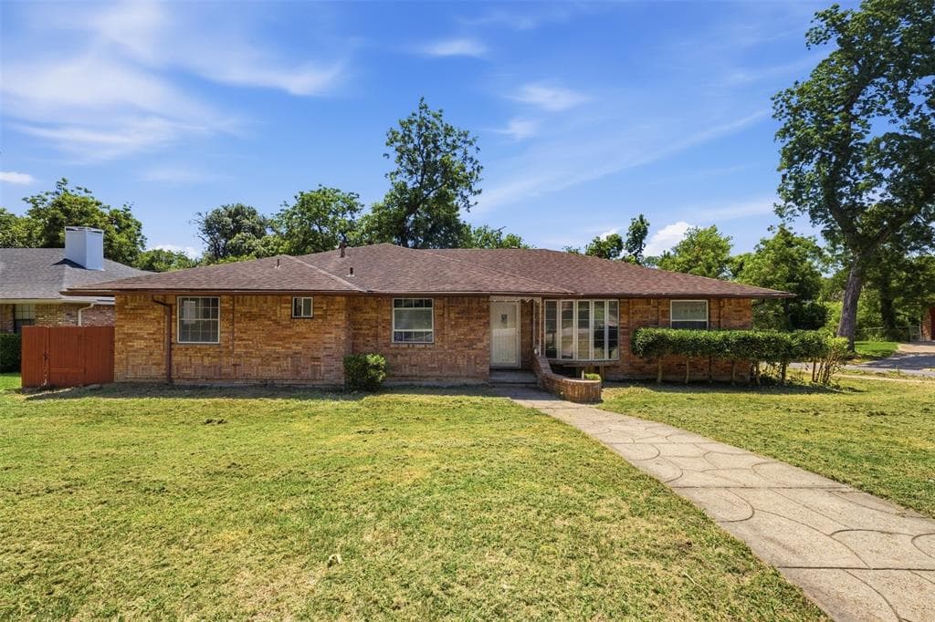 6607 Autumn Woods Trl