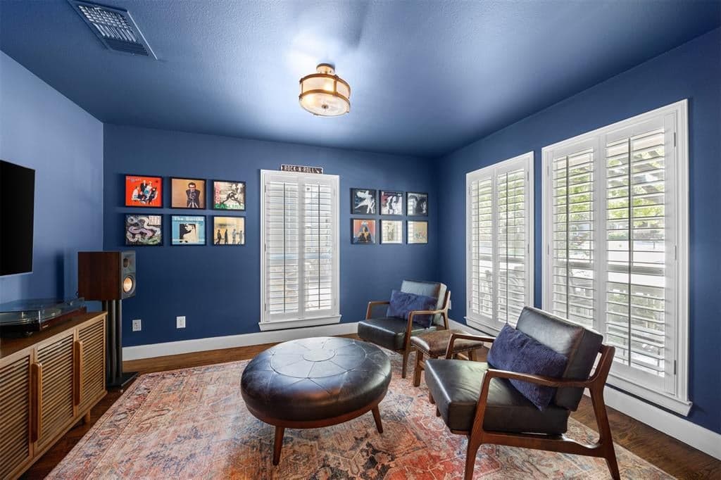 Gallery image 4
