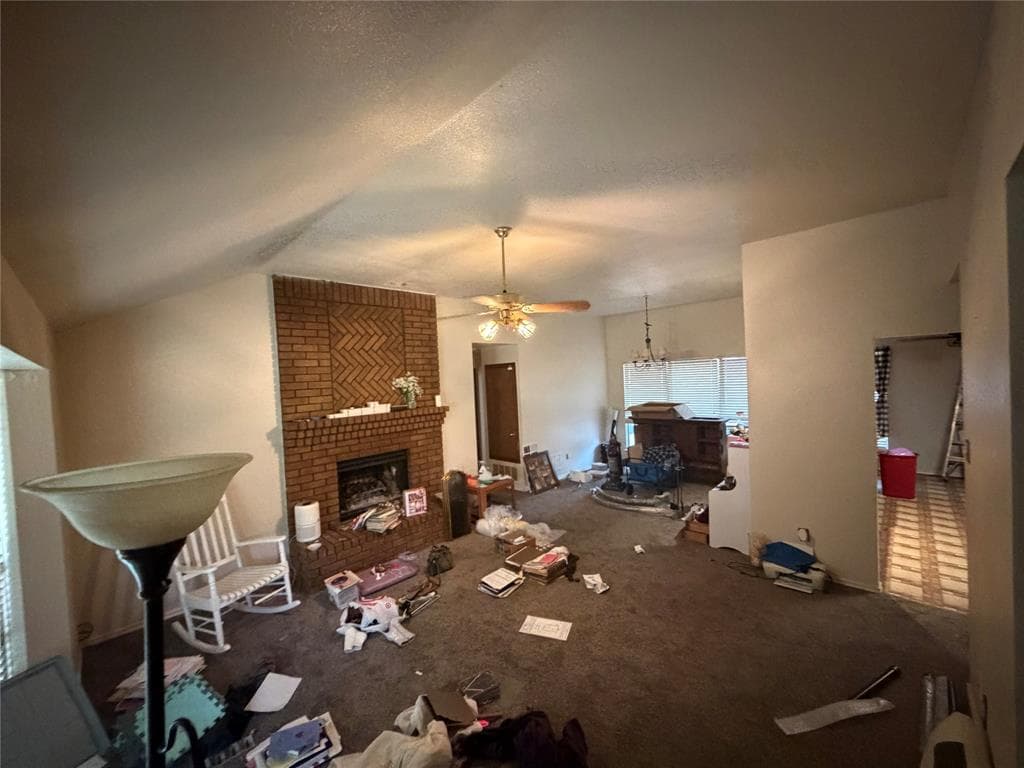 2611 Trumpet Dr