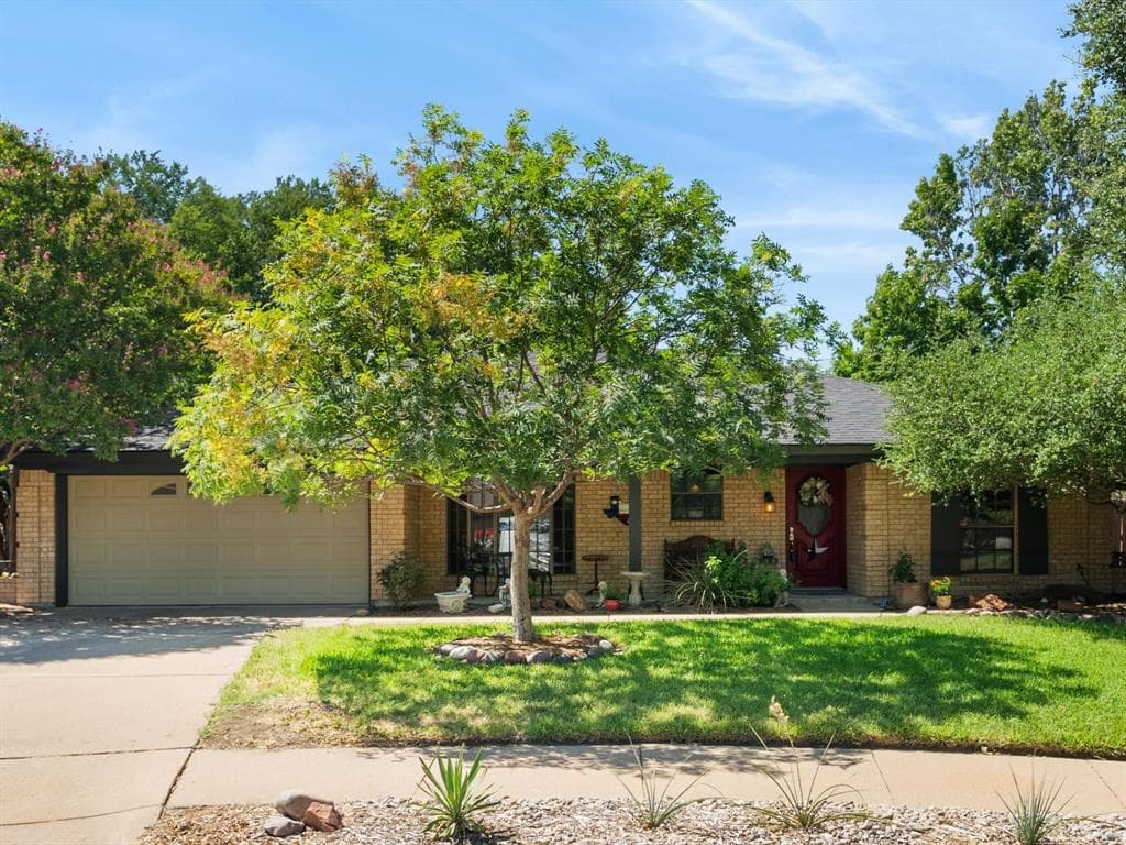 2501 New Haven Ct