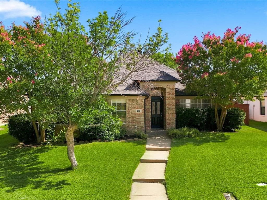 204 Meredith Ct