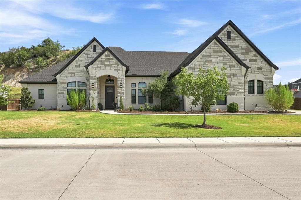 1240 Crown Valley Dr
