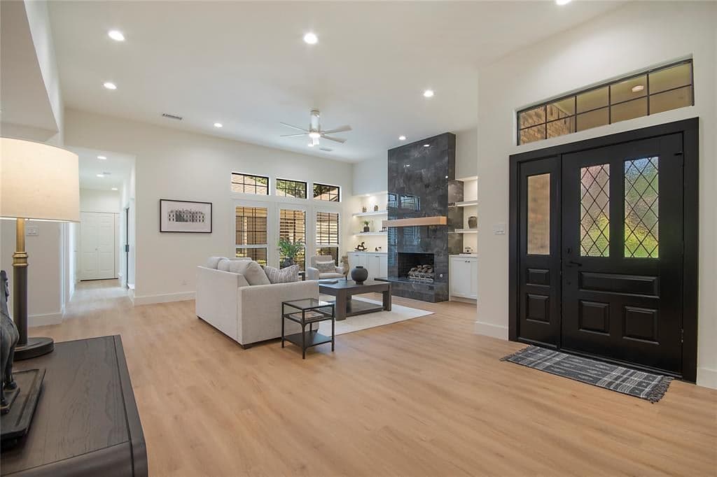 Gallery image 2