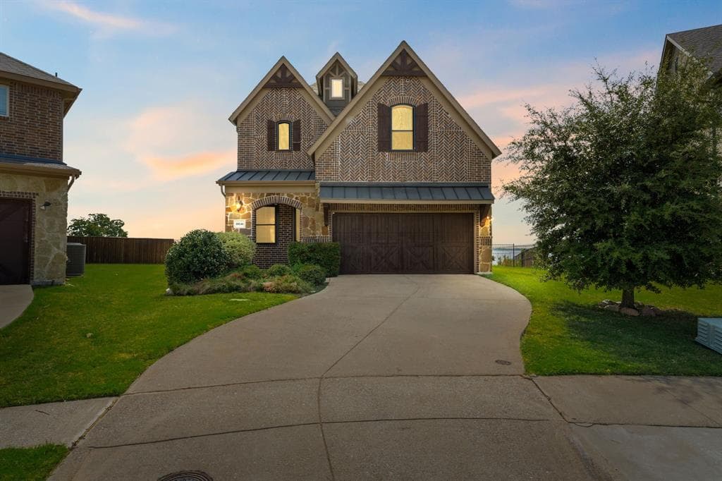 18144 Lakefront Ct