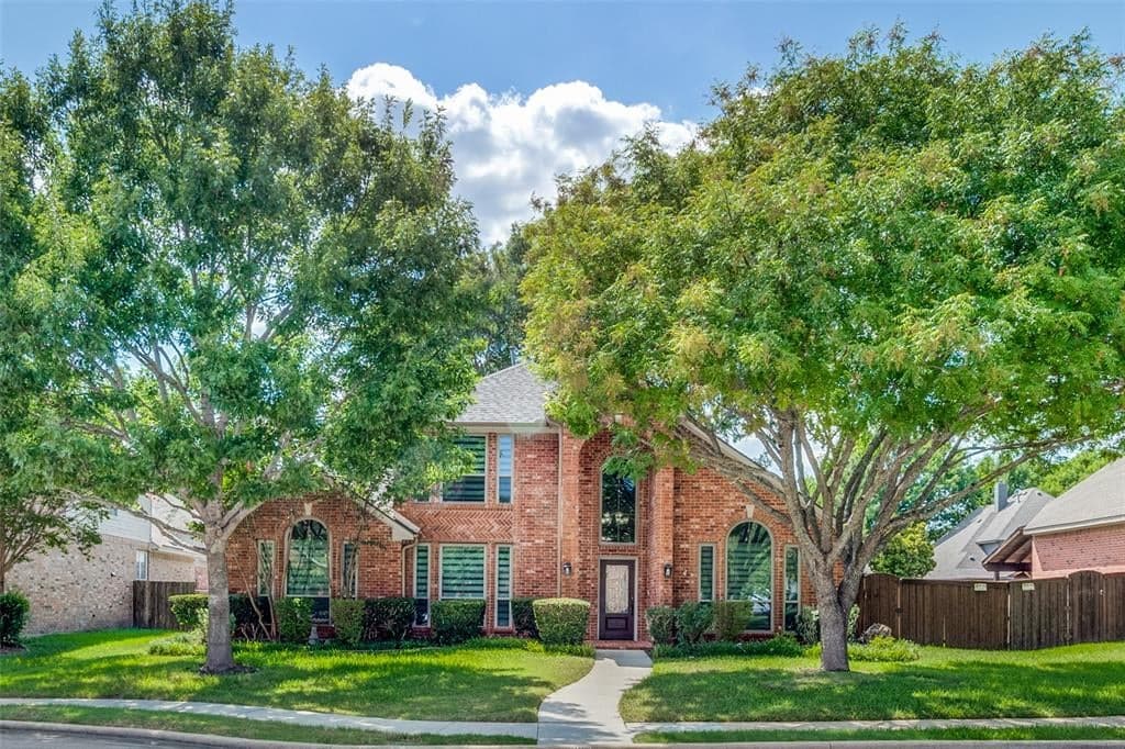 306 Tustin Ct