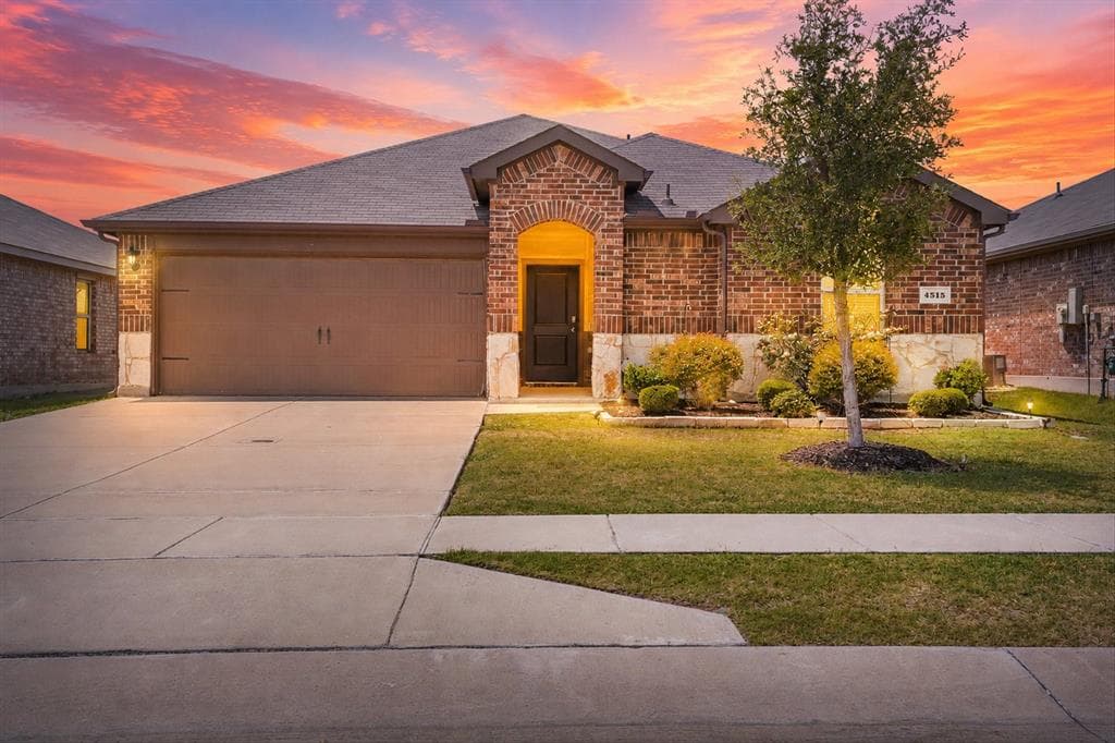 4515 Stardust Way