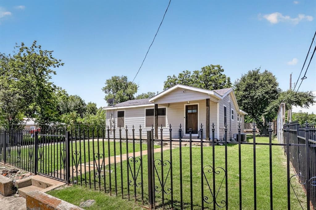 3459 Palacios Ave