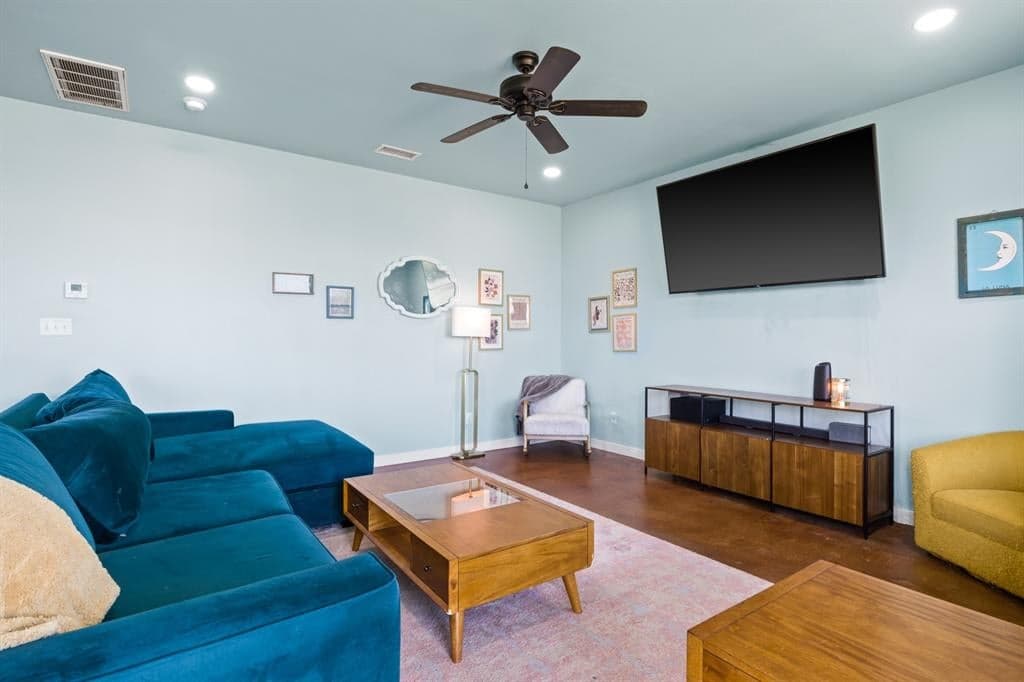 Gallery image 3