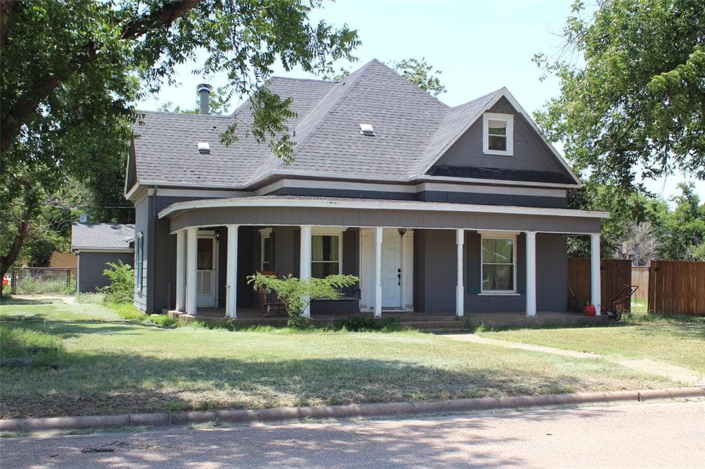 461 S 9th Ave