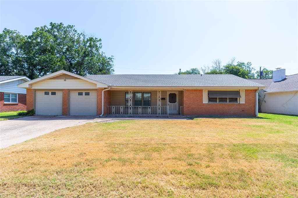 2157 Ivanhoe Ln