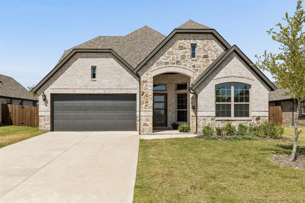 310 Mercer Dr