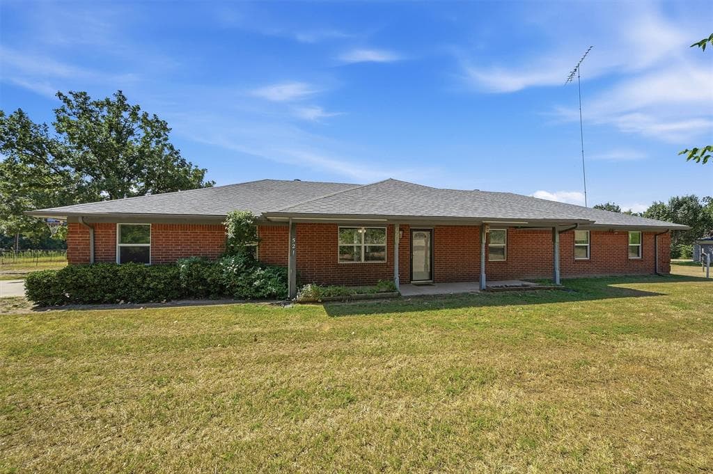521 Mccraw Ln