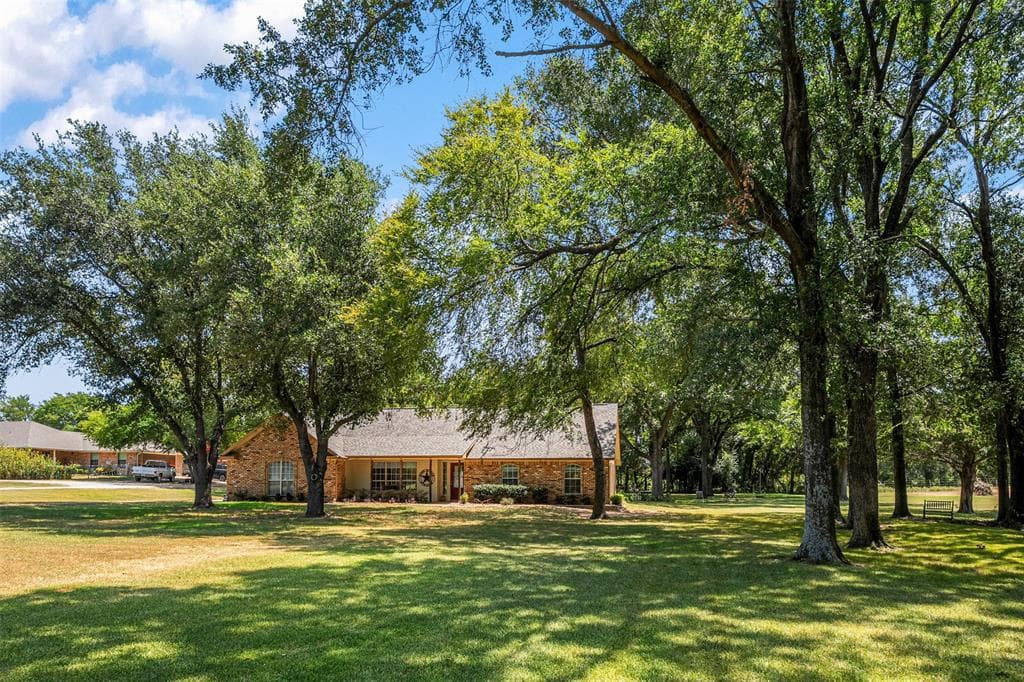 17325 County Road 4067