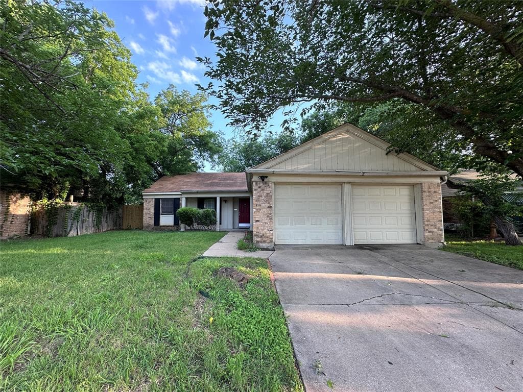 4620 China Rose Dr