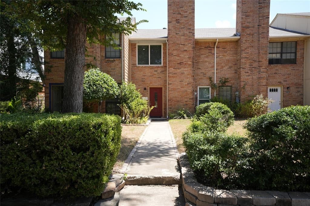 2276 Colony Ct