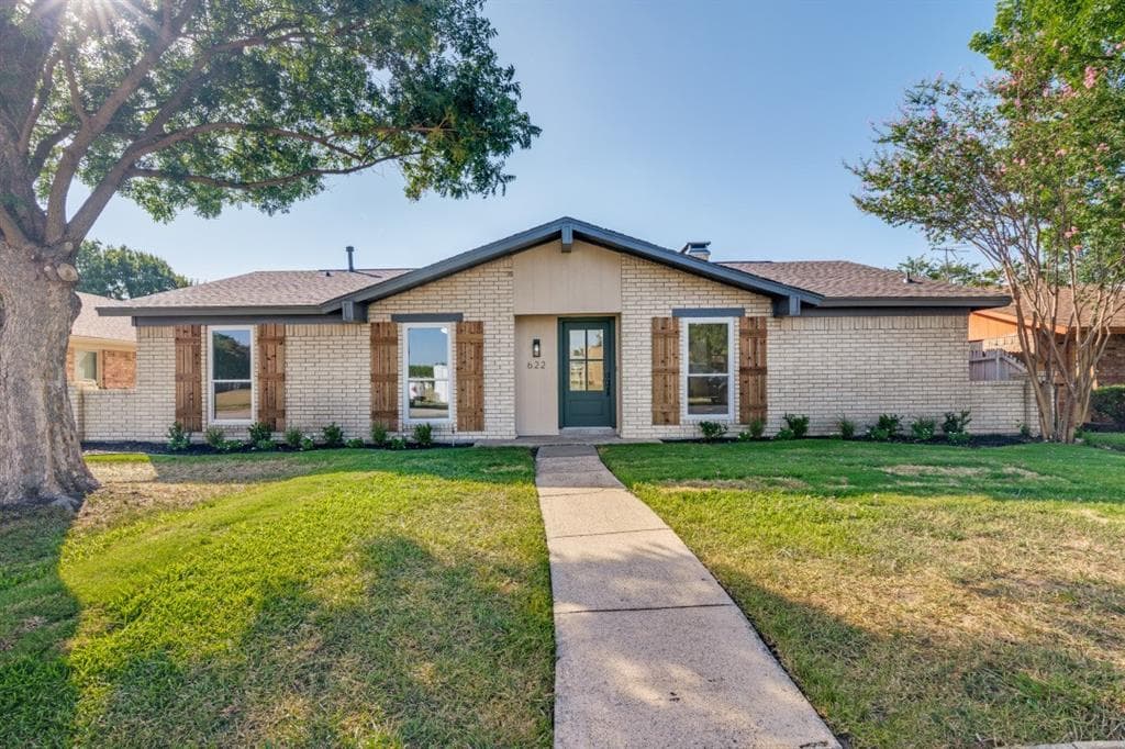 622 Grinnell Dr