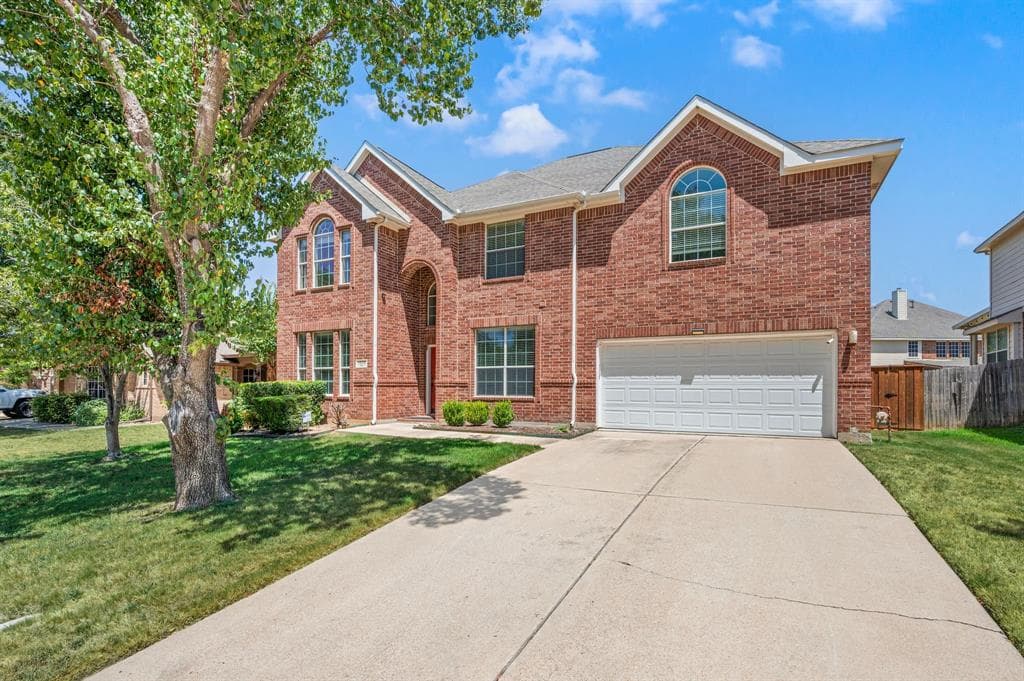 1302 Parkside Dr
