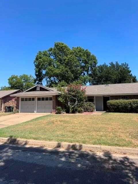 2703 Capistrano Ct S