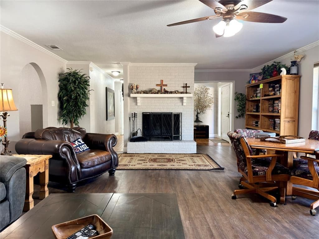 Gallery image 4
