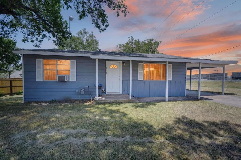2601 Crestridge