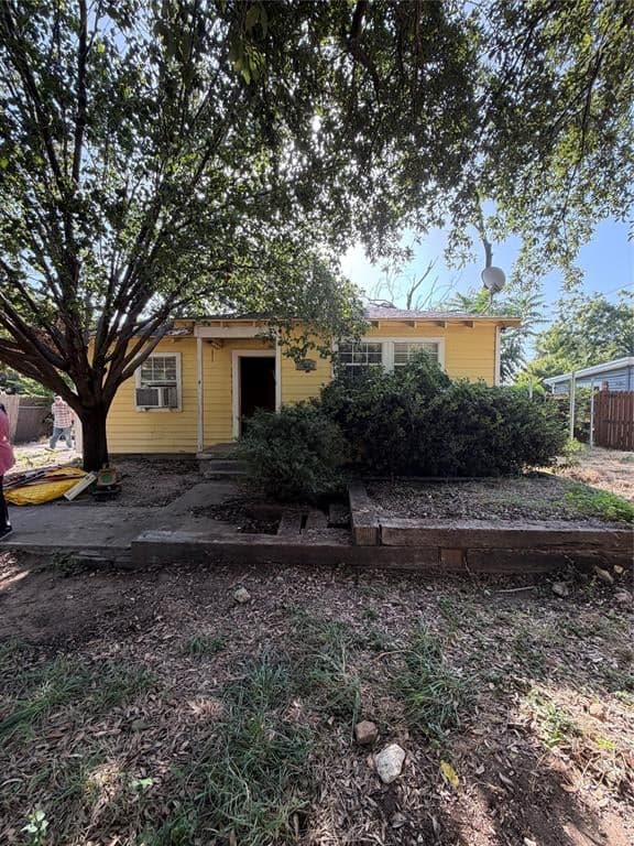 715 Scott Dr