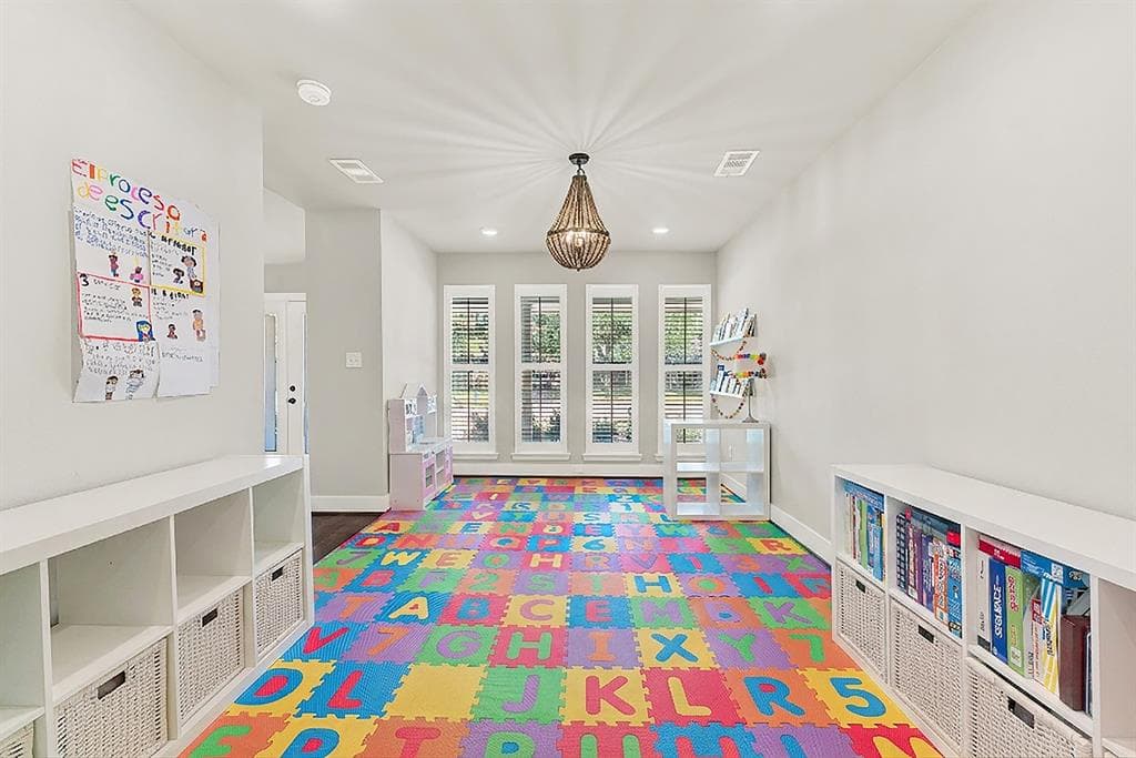 Gallery image 4