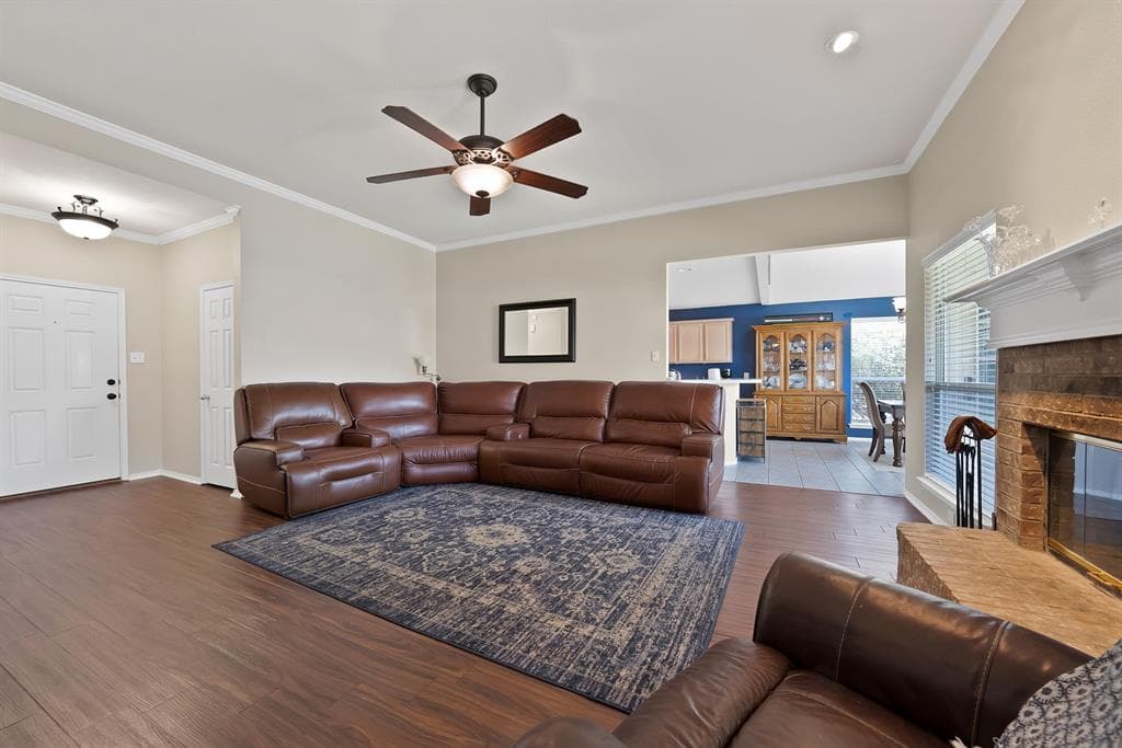 Gallery image 3