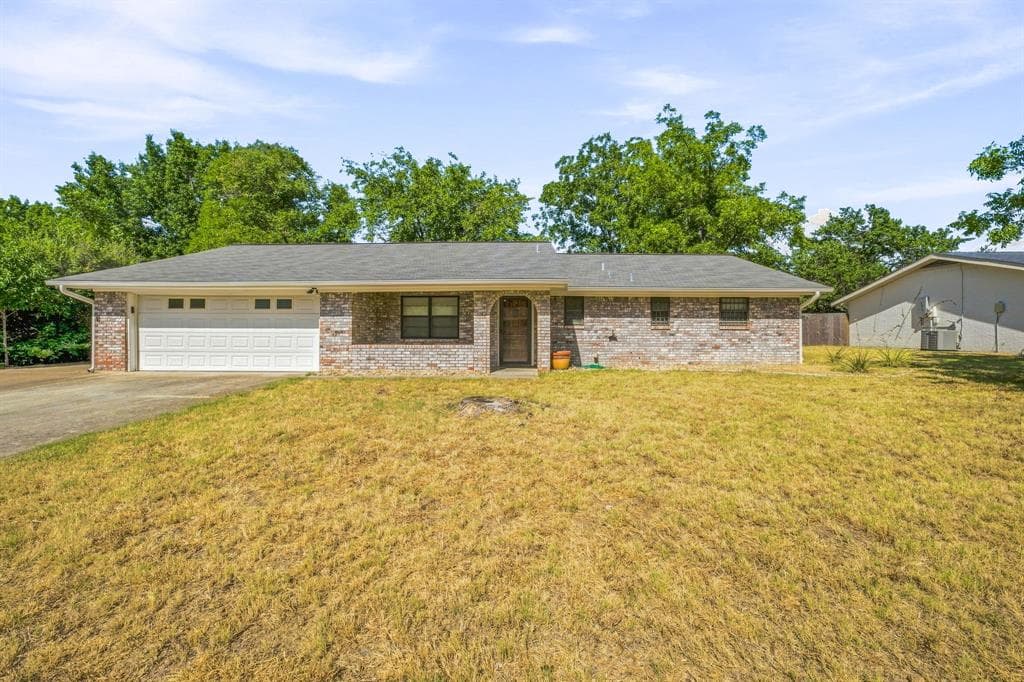 1007 Meadowlark Ln
