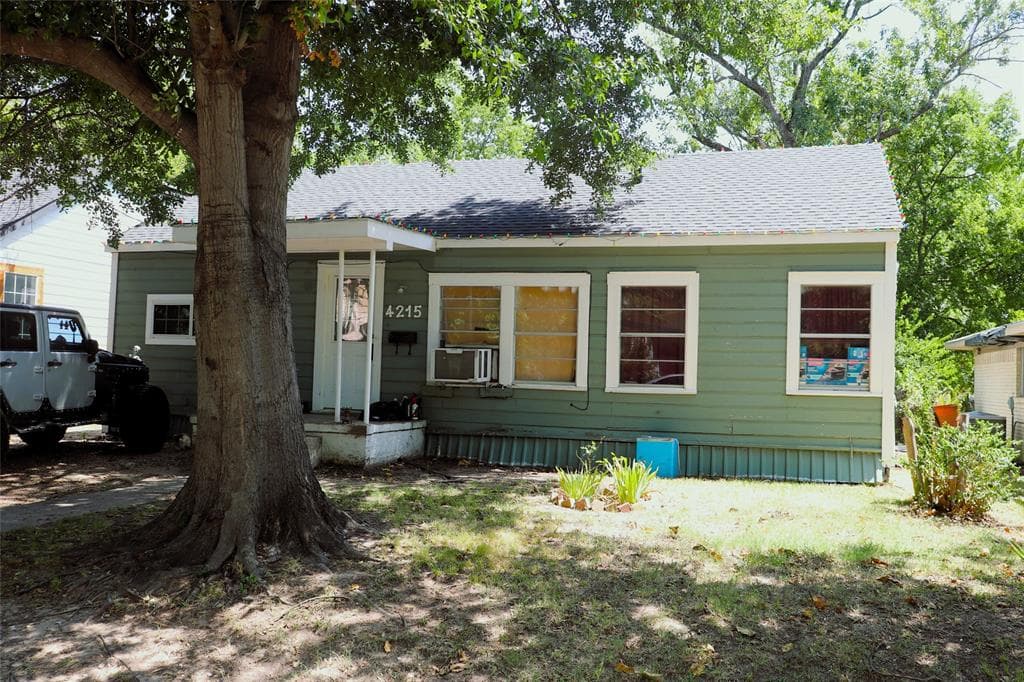 Main property image