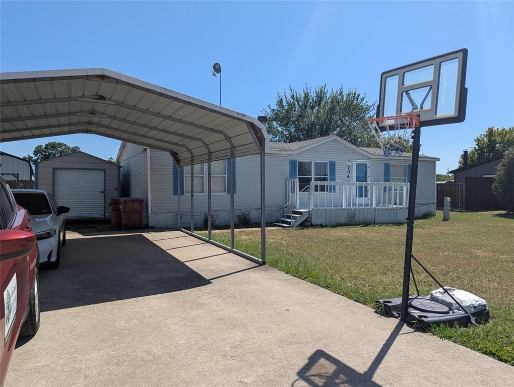 Main property image